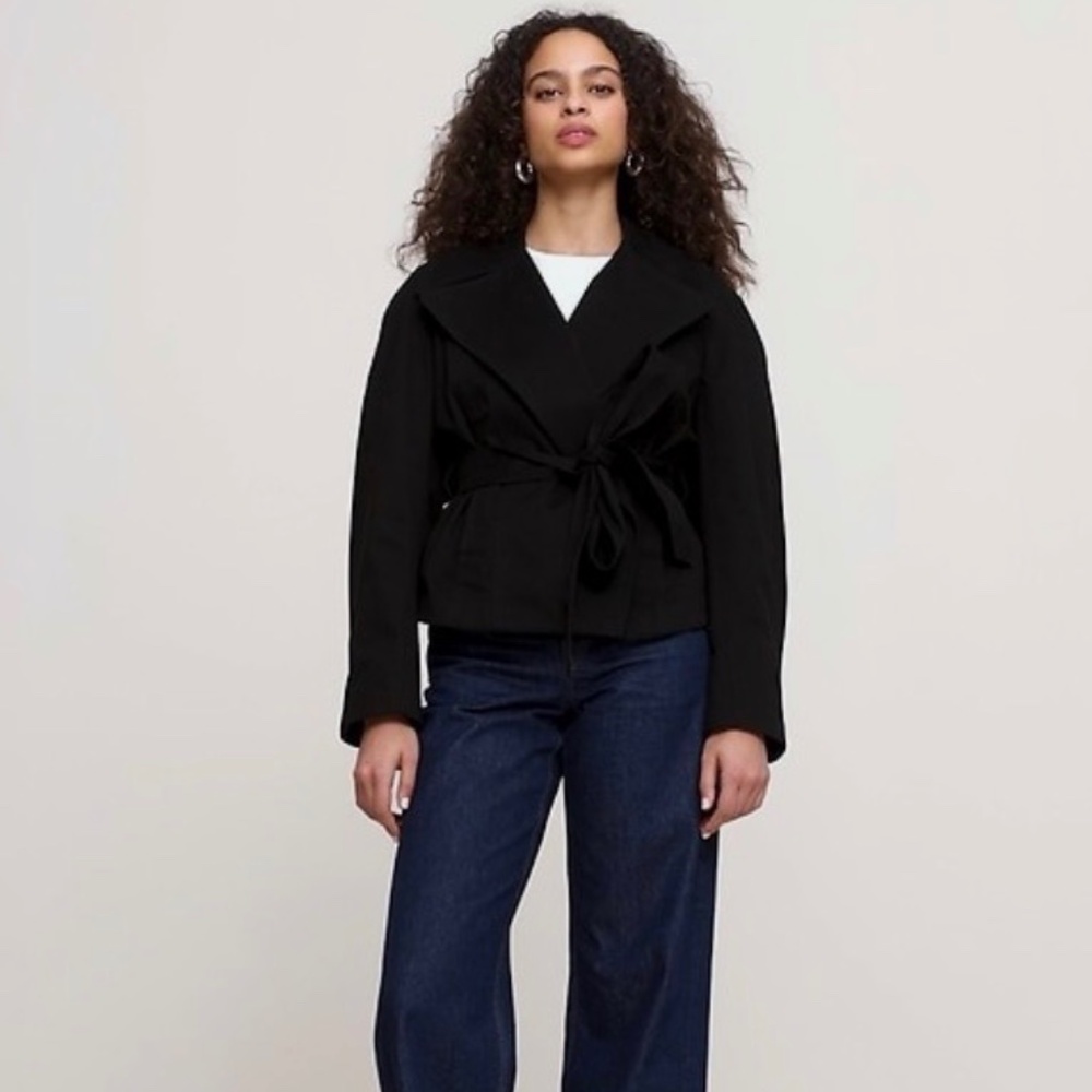 Banana Republic Short trench coat in xxs